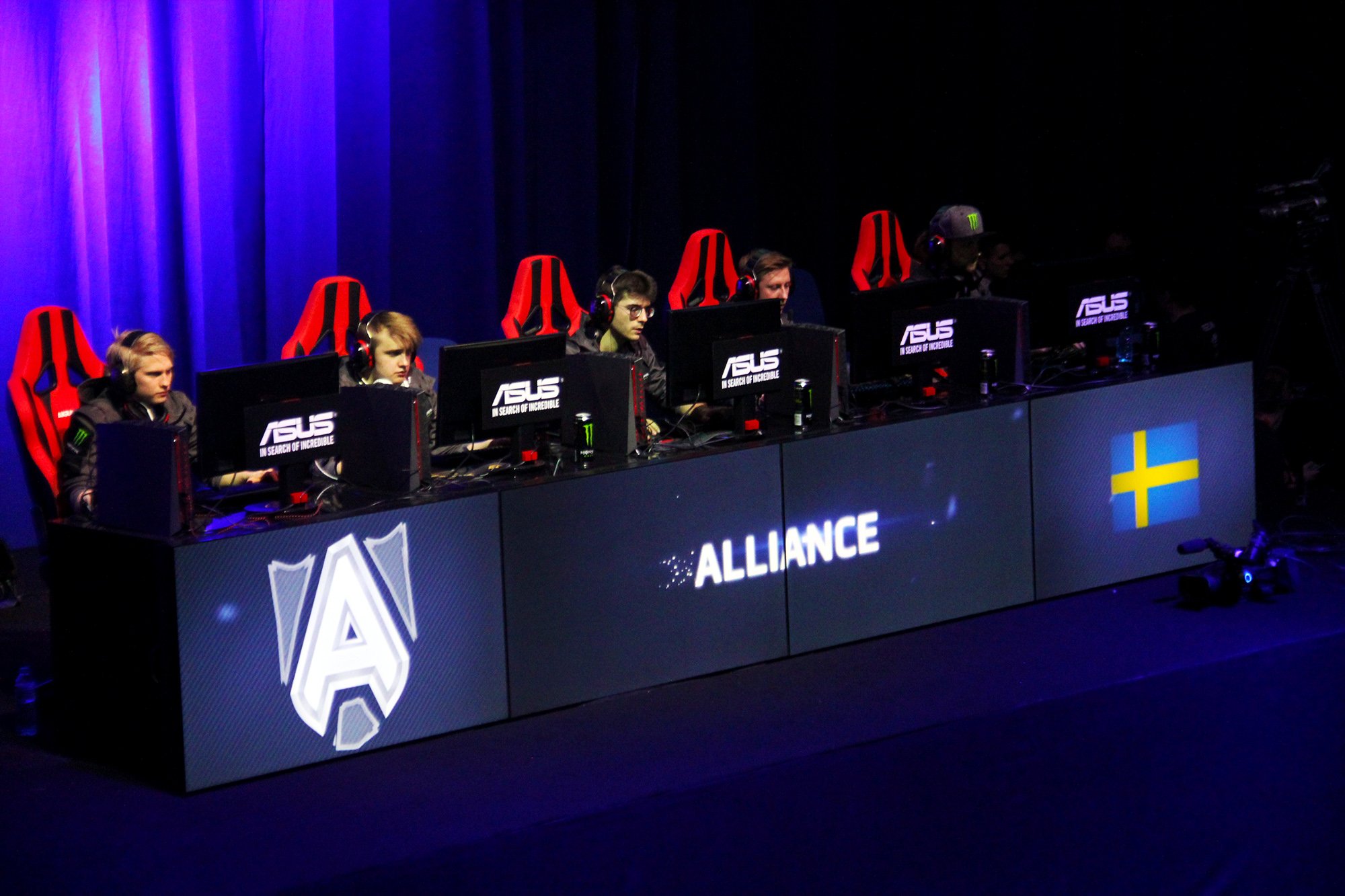 Team Alliance auf der Dreamhack Summer 2015 (Bild von IgorNazario) - PUBG Team Liquid & Alliance eSport